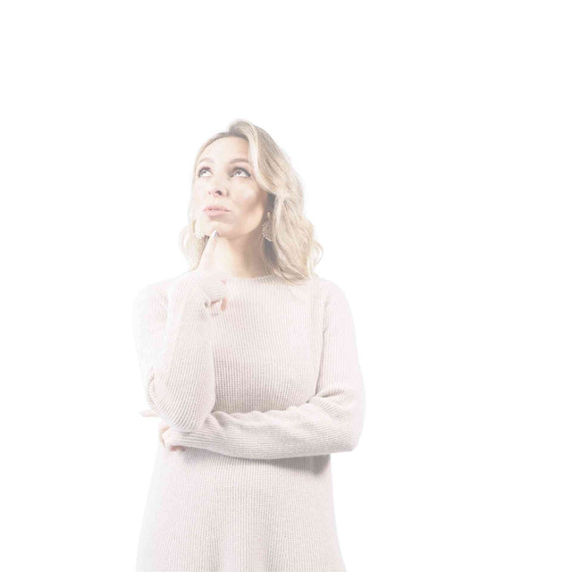 # As Dicas da Natacha - Combina e Mistura! Como saber se é a roupa certa para vestir? Qual o acessório que deves combinar? NÓS AJUDAMOS! # ACESSÓRIOS Deixa que eles falem por ti. Acessórios fazem sempre toda a diferença em qualquer look, seja uma mala, um