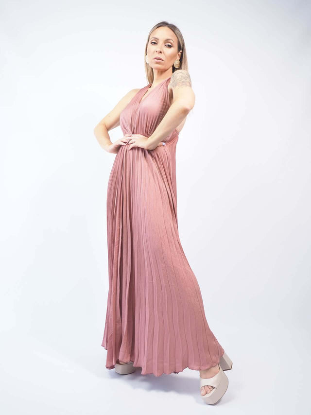 Cerimónia e Festa: As Dicas da Natacha - #VESTIDOS Elegância e Estilo São ideais para eventos como casamentos, formaturas, batizados e festas de gala. Uma das tendências mais fortes, atualmente, são os vestidos com tecidos leves e fluídos, que trazem um t
