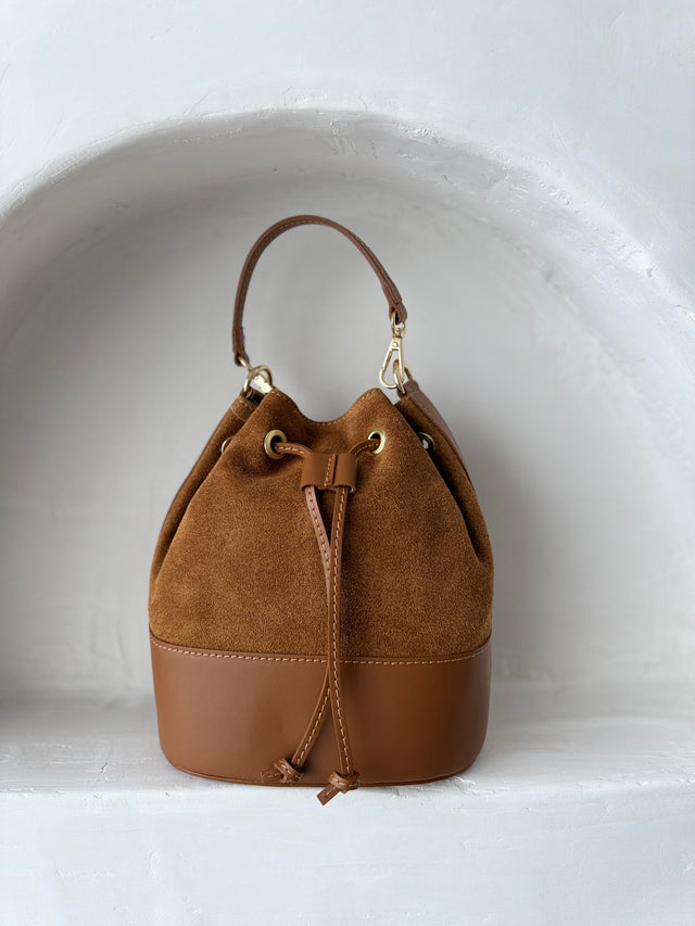 Bucket Bag em Pele