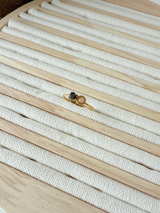 Bague avec pierres
