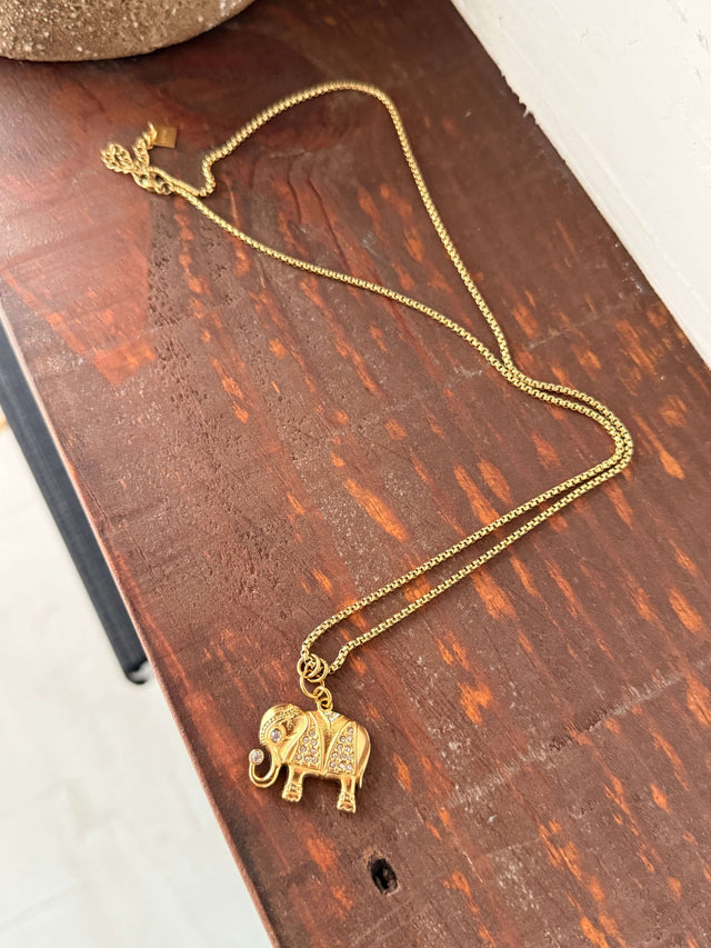 Collier éléphant