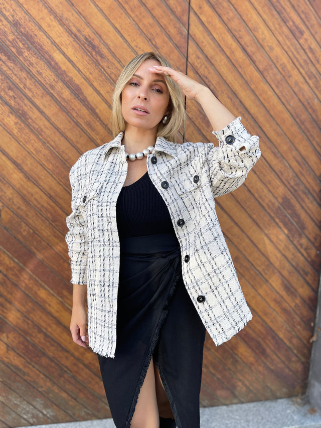 SOBRECAMISA COM BOLSOS