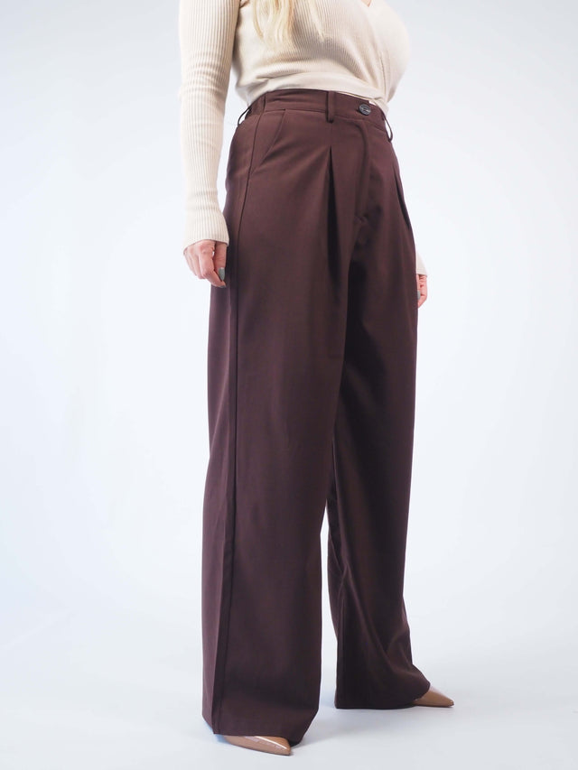 Calças: Calças Full Length - Black Peach - Black Peach: 39.00 € | Cor / Color: preto, bege, castanho | Tamanho / Size: S, M, L - Black Peach® - Primavera Verão 2024