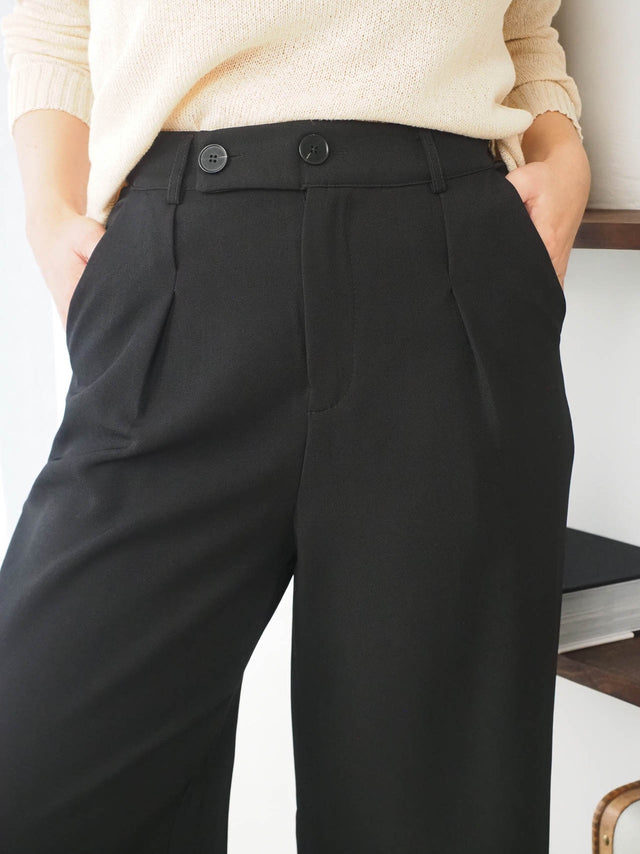 Pantalon en tissu plissé