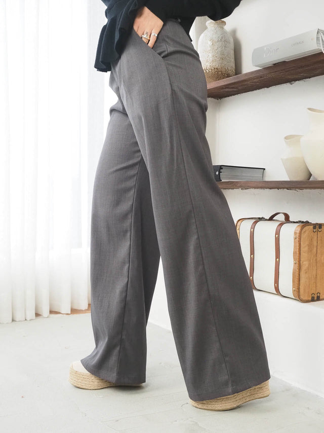 Pantalon en tissu plissé