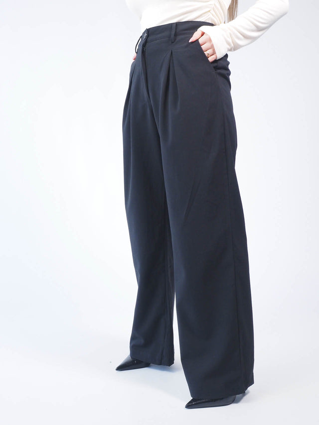 Calças: Calças Full Length - Black Peach - Black Peach: 39.00 € | Cor / Color: preto, bege, castanho | Tamanho / Size: S, M, L - Black Peach® - Primavera Verão 2024