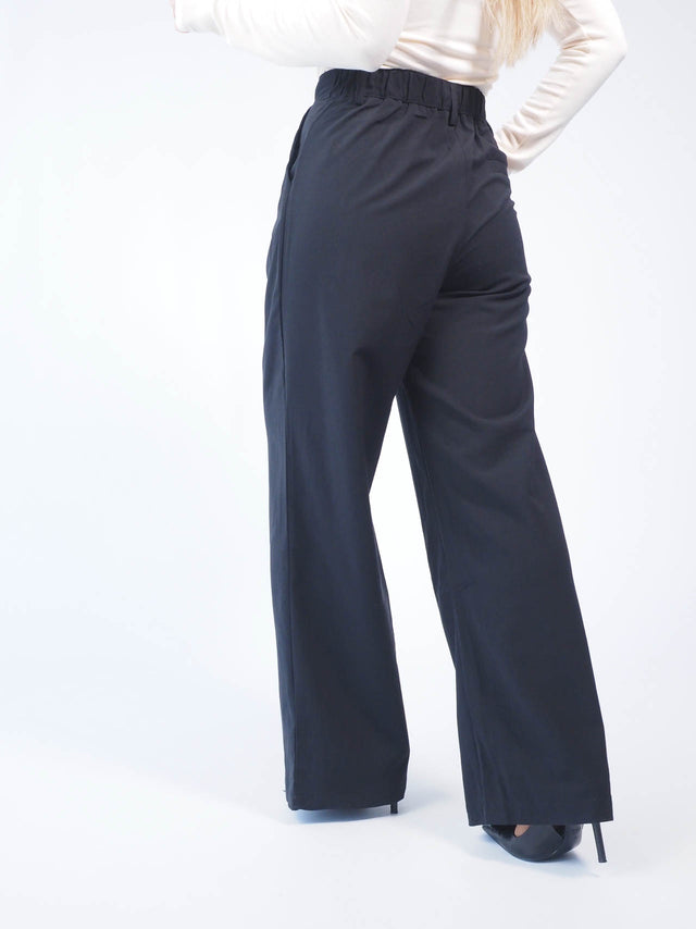 Calças: Calças Full Length - Black Peach - Black Peach: 39.00 € | Cor / Color: preto, bege, castanho | Tamanho / Size: S, M, L - Black Peach® - Primavera Verão 2024