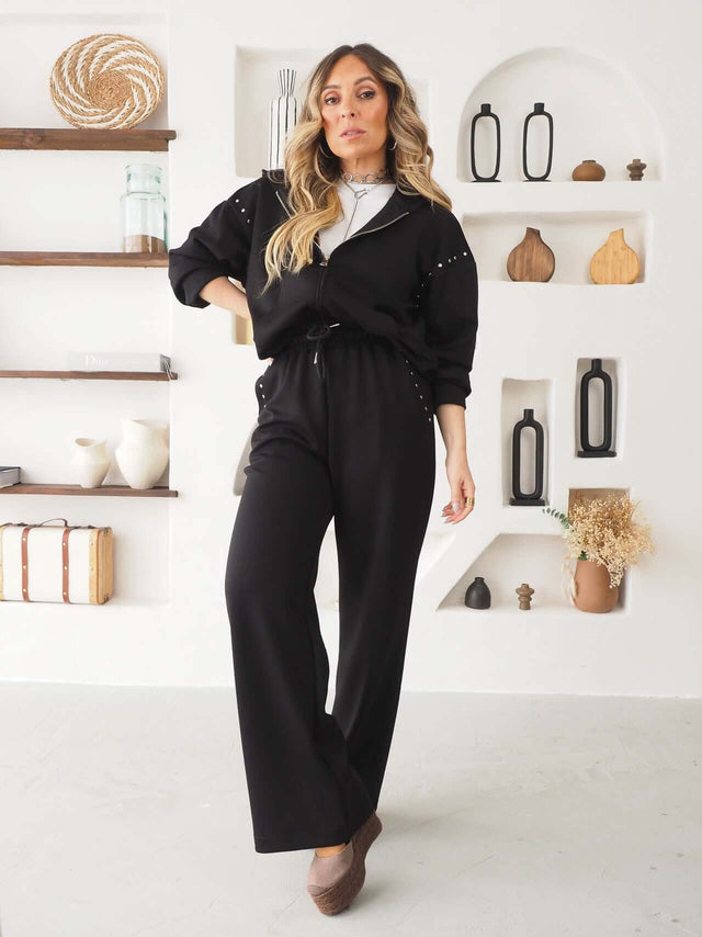 Conjunto de Felpa com Tachas