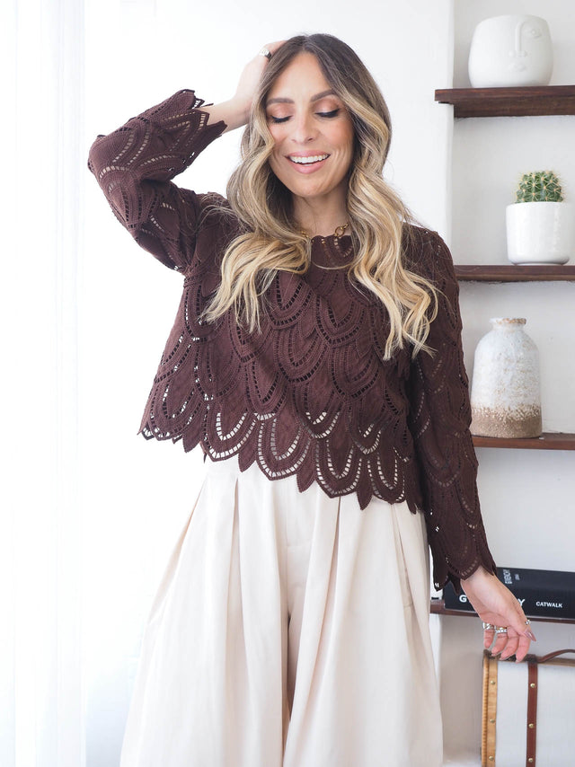 Camisola em Malha Crochet