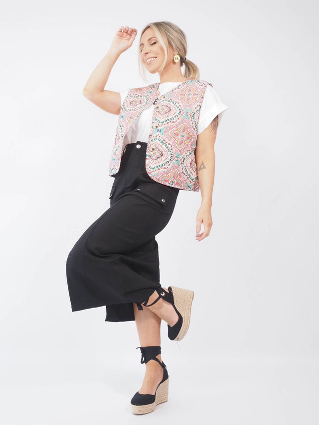 Saia de Ganga Midi: O Equilíbrio Perfeito Entre Estilo e Conforto