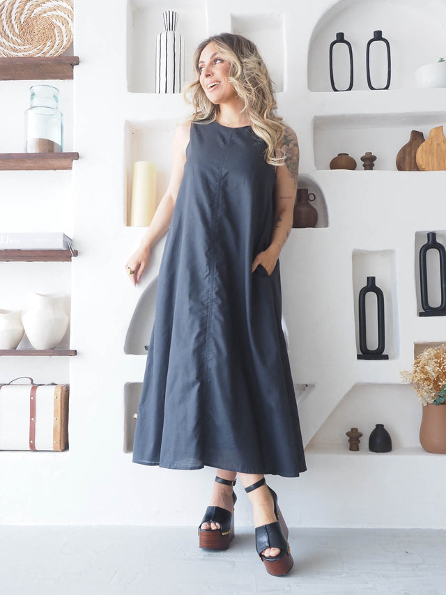 Vestido Midi Liso