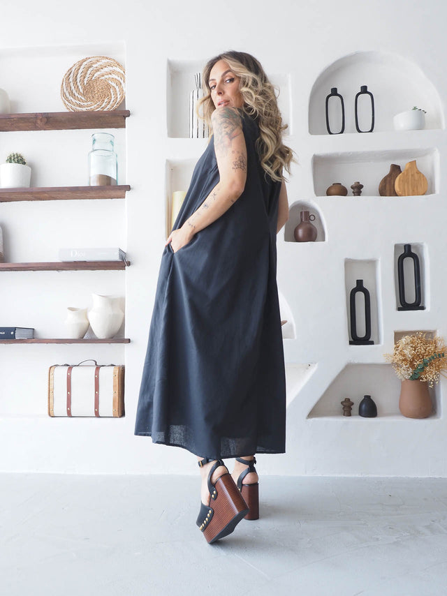 Vestido Midi Liso