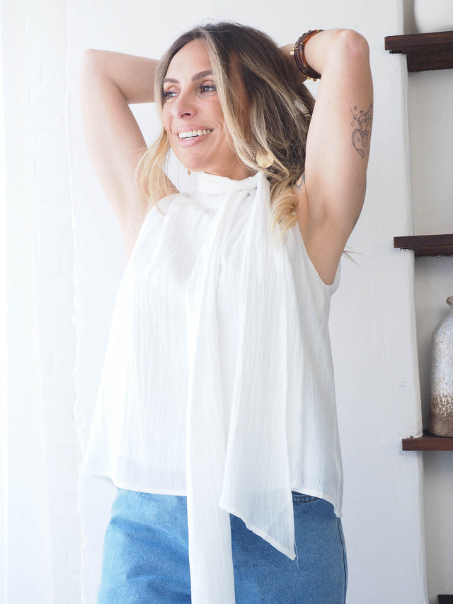 Blusa Manga Cava Com Lenço