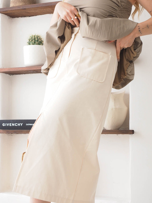 Saia Midi Com Bolsos