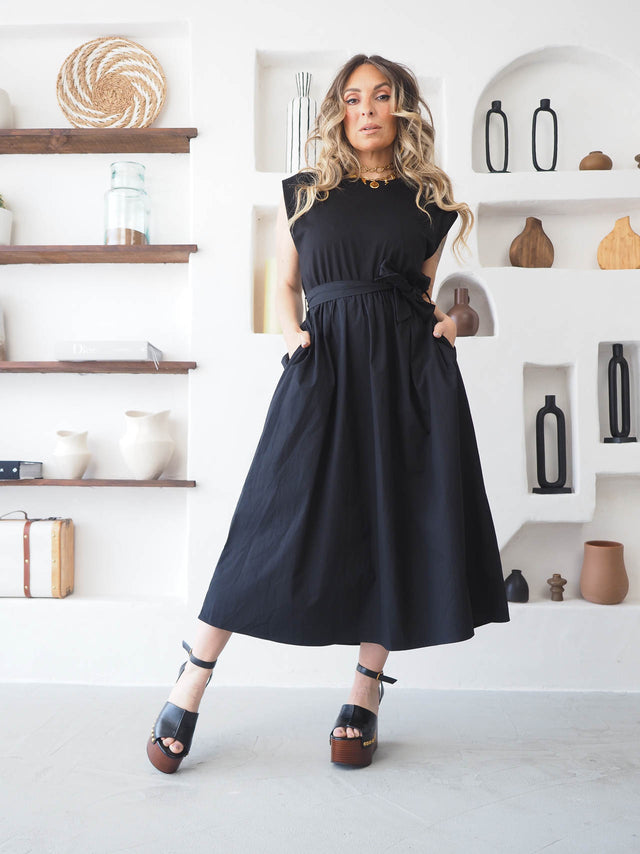 Vestido Midi Básico