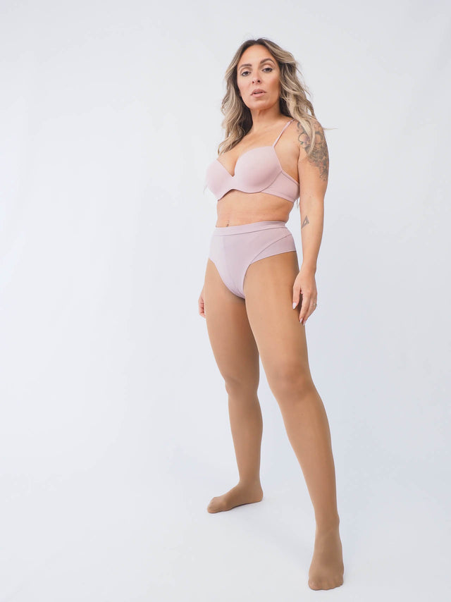 Sous-vêtements string taille haute