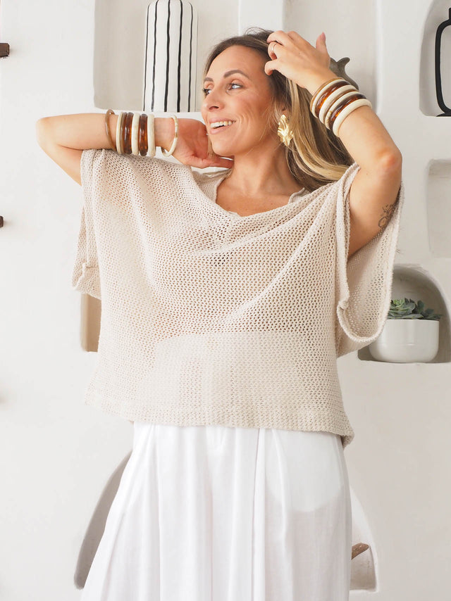 Pull en tricot perforé