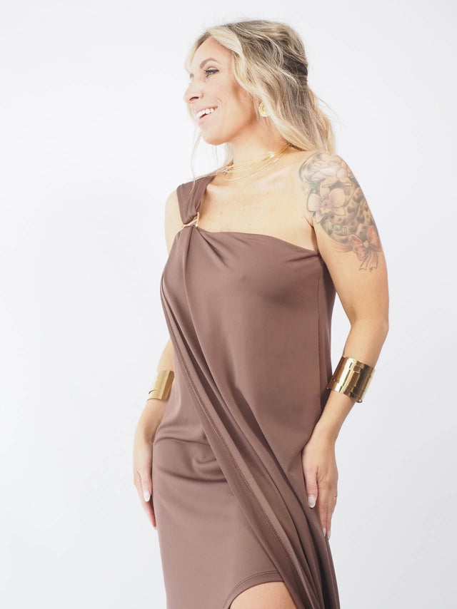 VESTIDO MIDI ASSIMÉTRICO