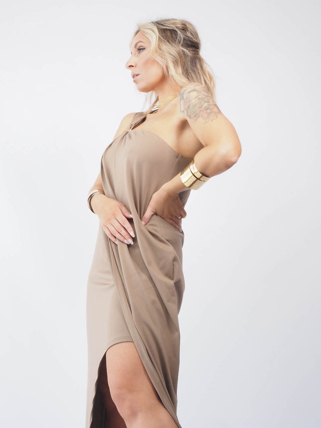 VESTIDO MIDI ASSIMÉTRICO