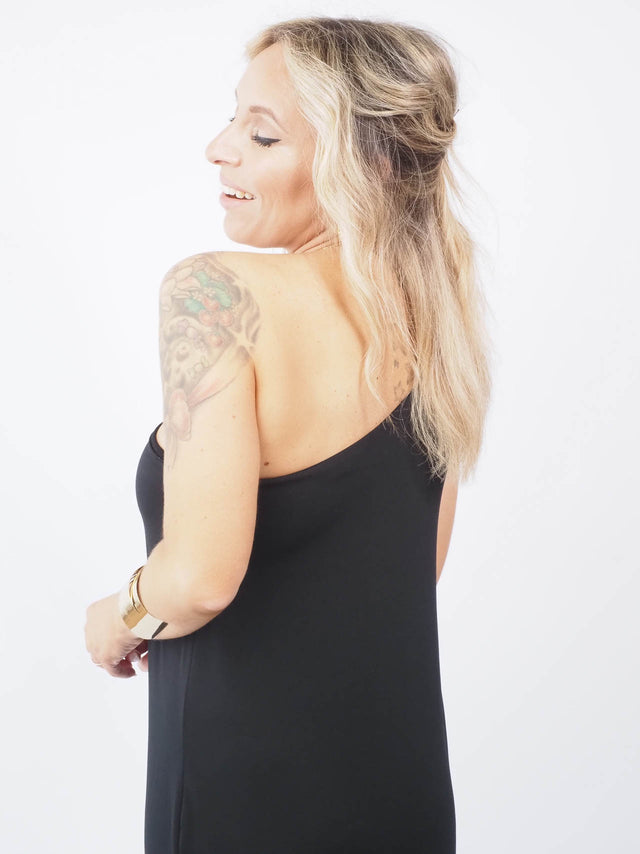 VESTIDO MIDI ASSIMÉTRICO