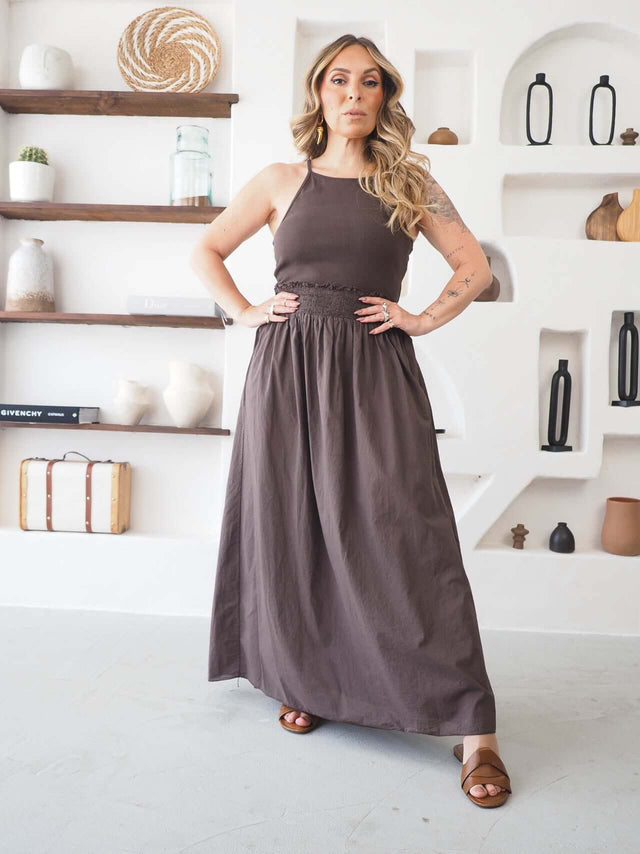 Vestido Básico de Alças