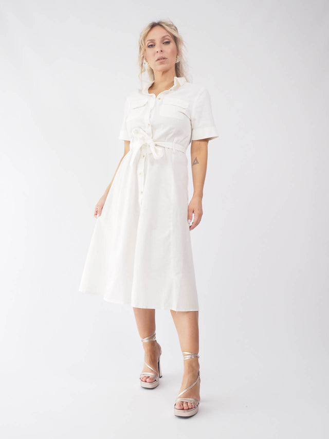 O vestido midi perfeito para o seu guarda-roupa