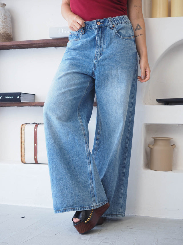 High Waisted Flared Jeans
