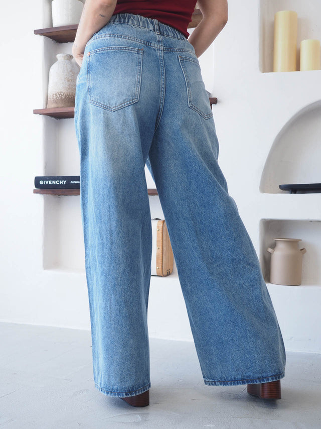 High Waisted Flared Jeans