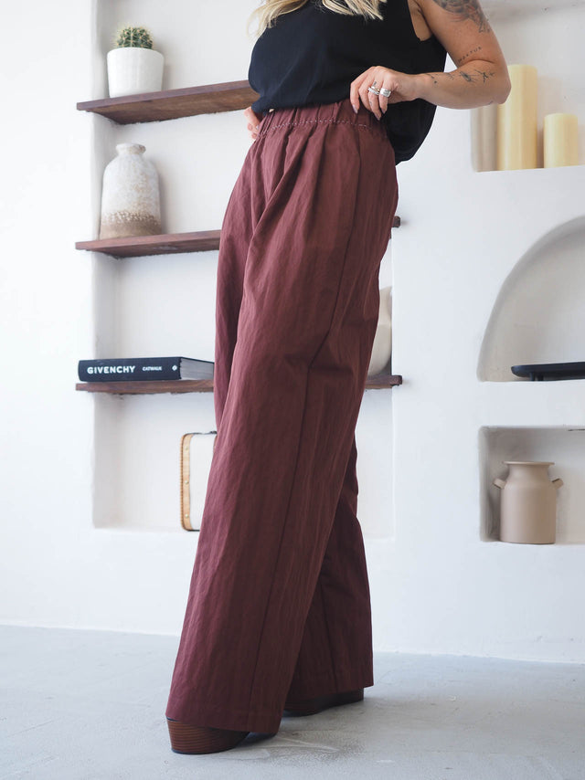 Calças Pantalona Com Pregas