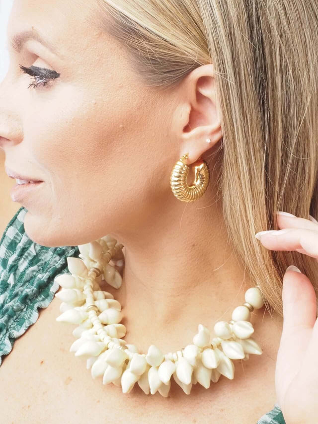 Brincos de argola com design único - Adicione glamour ao seu visual!