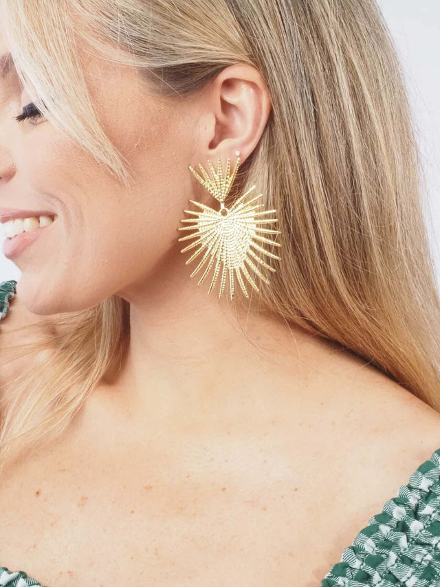 Adicione elegância ao seu visual com estes brincos incríveis