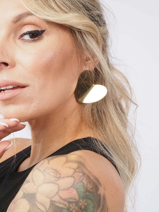 Brincos em formato de coração: o acessório perfeito para qualquer ocasião feminina