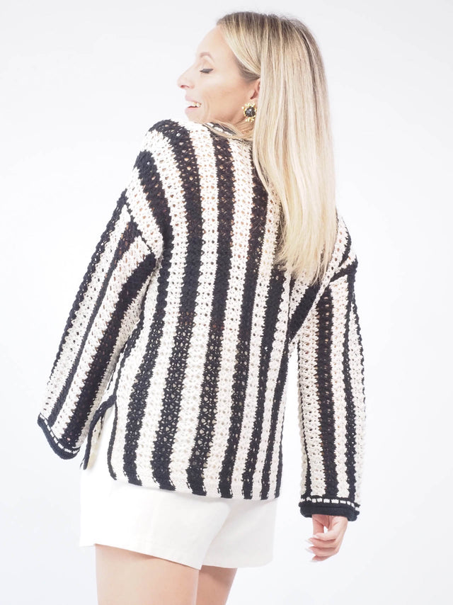Malha riscas: conforto e estilo para os dias mais frescos