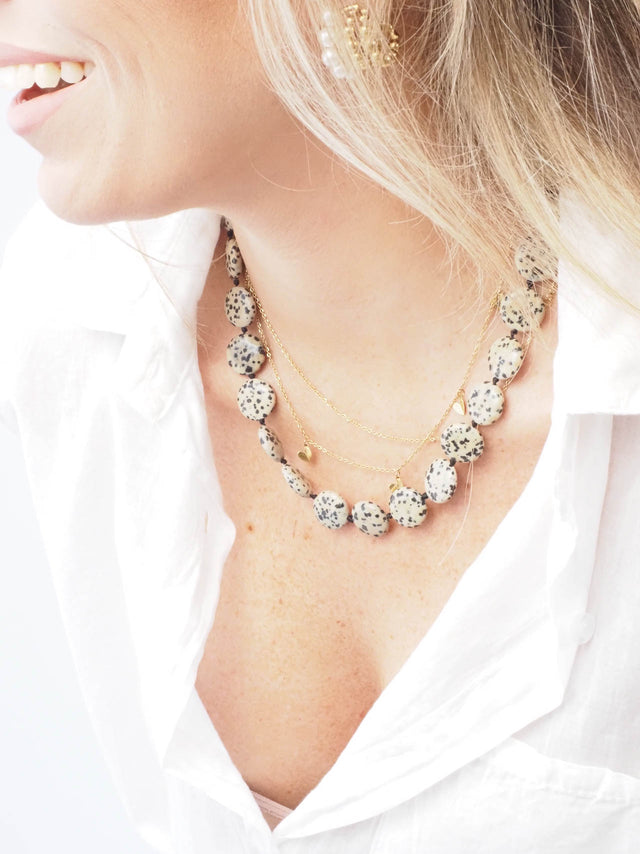 COLLIER AVEC PIERRE NATURELLE