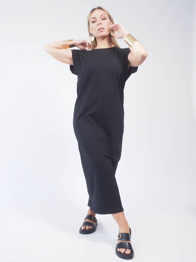VESTIDO BÁSICO