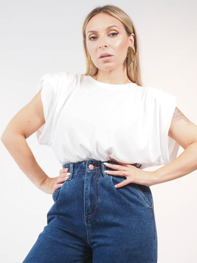 T-SHIRT AUX ÉPAULES
