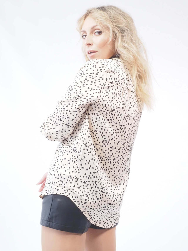 Camisa de cetim: Conforto e estilo para todas as ocasiões