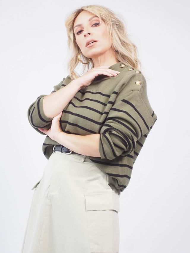 Camisola de Malha: A peça versátil que não pode faltar no seu guarda-roupa