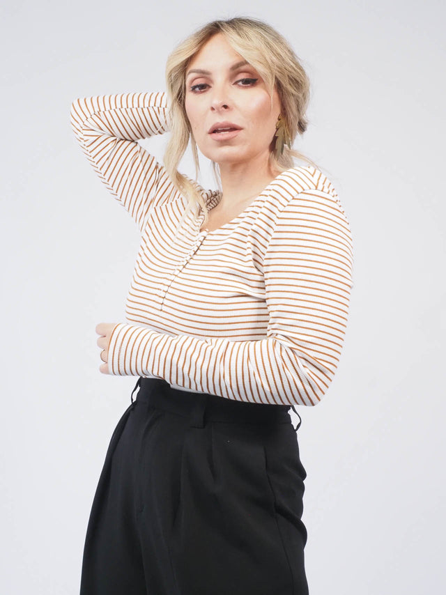 Camisola de malha: versatilidade e estilo em uma só peça
