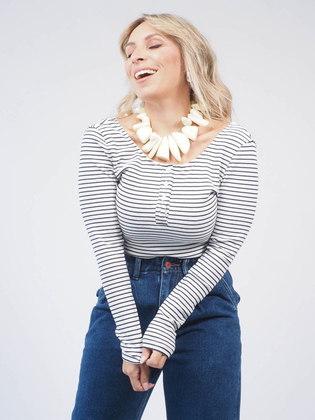 Camisola de malha: o must-have para um visual moderno e confortável