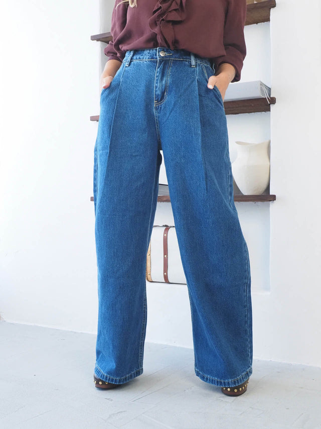 Wide-Leg Jeans