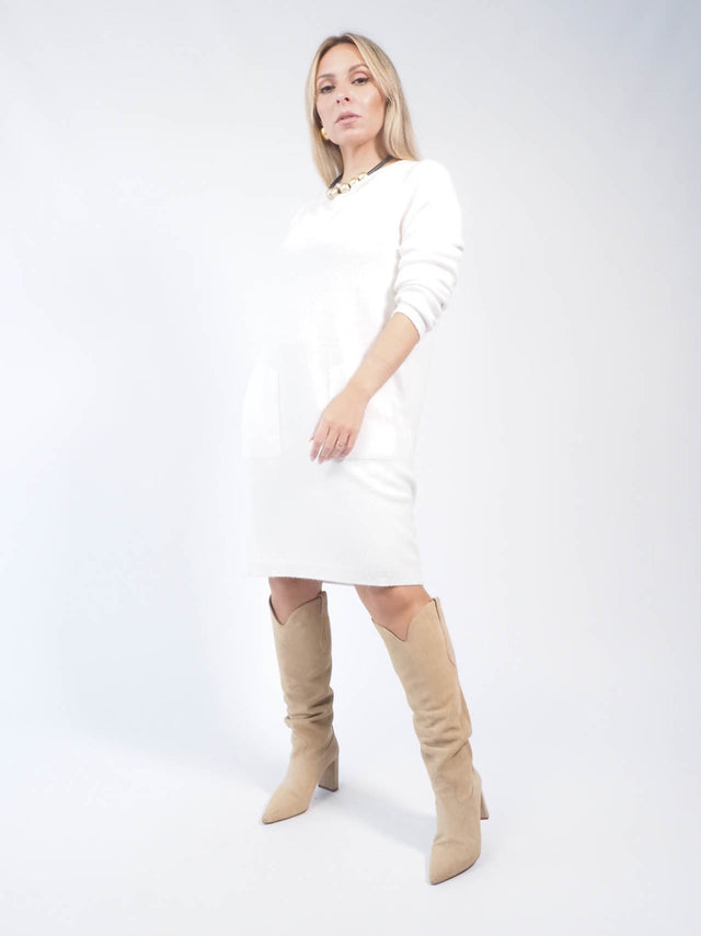 ROBE EN MAILLE AVEC POCHES