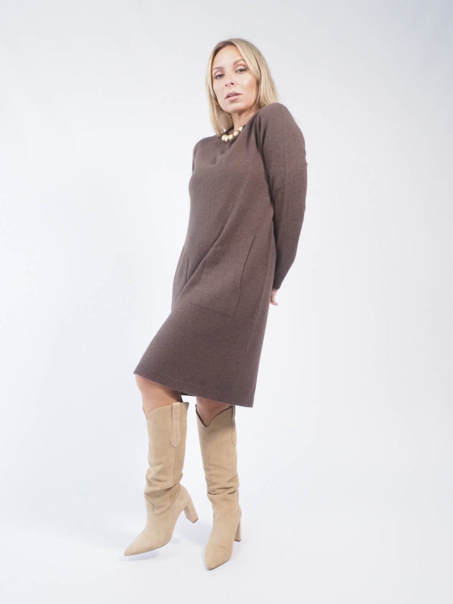 ROBE EN MAILLE AVEC POCHES