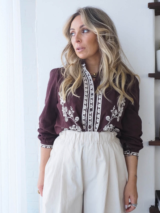 Blusa Com Bordado