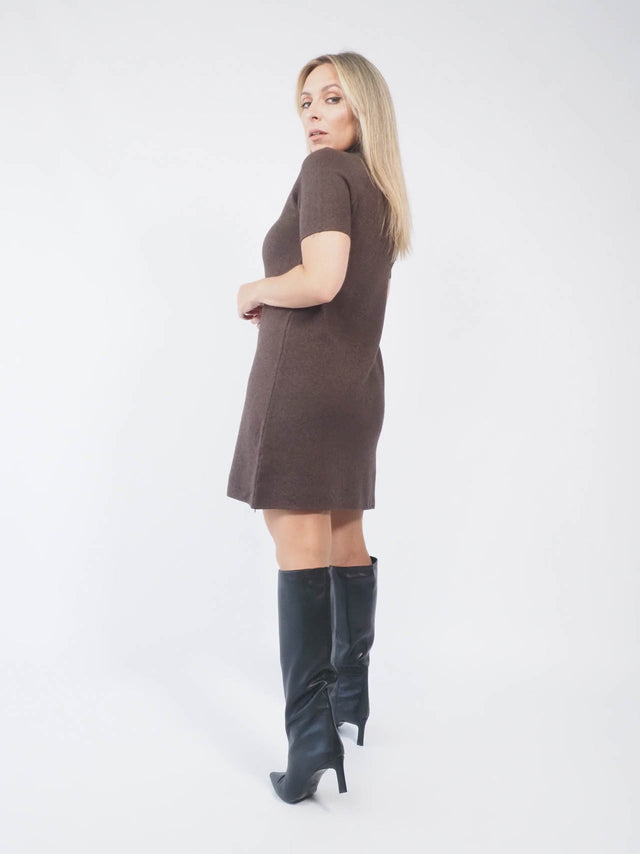 SHORT KNITTED DRESS