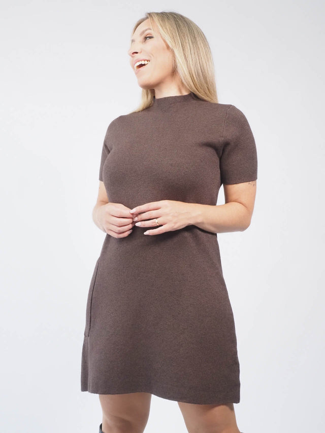 SHORT KNITTED DRESS