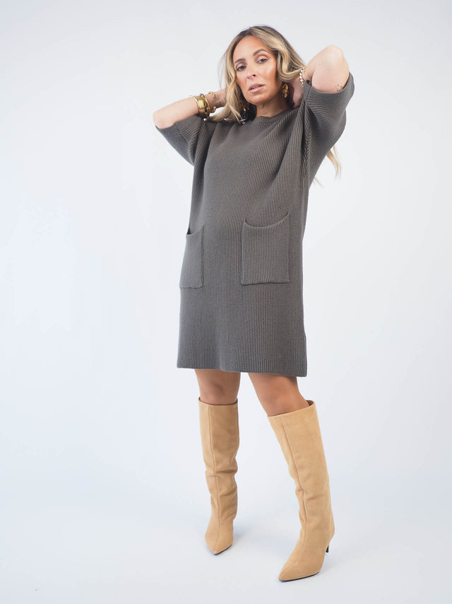 Short Sleeve Knit Dress