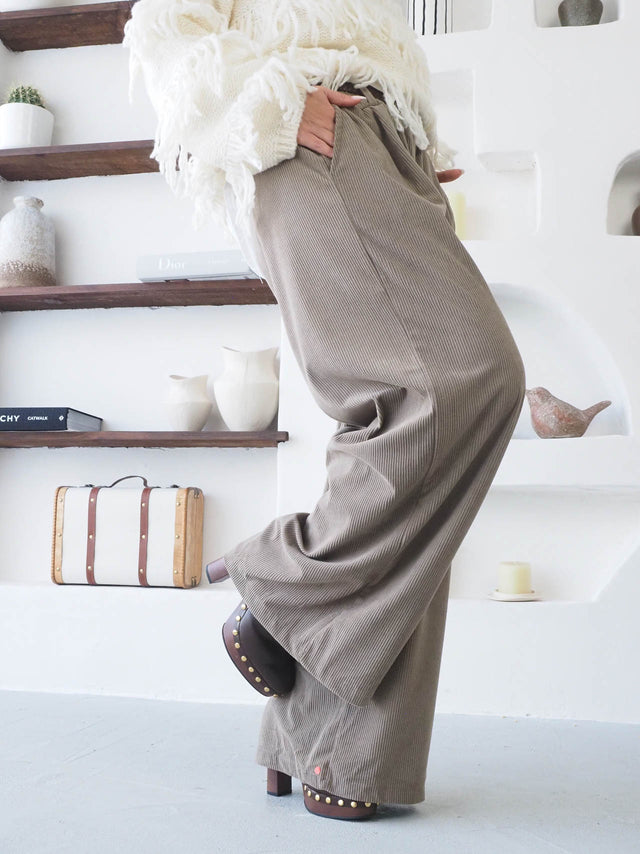 Calças de Bombazine Com Cinto