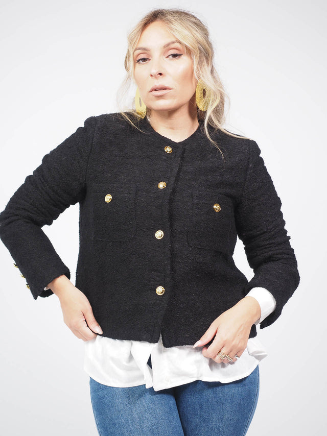 Casaco Crooped: A Tendência Fashion para Mulheres Modernas