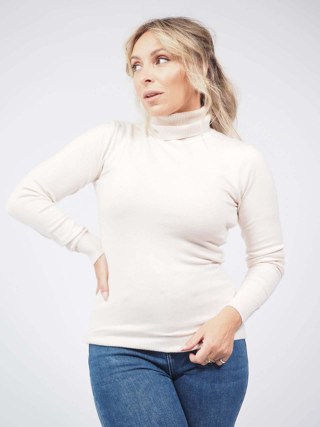 PULL BASIQUE EN MAILLE
